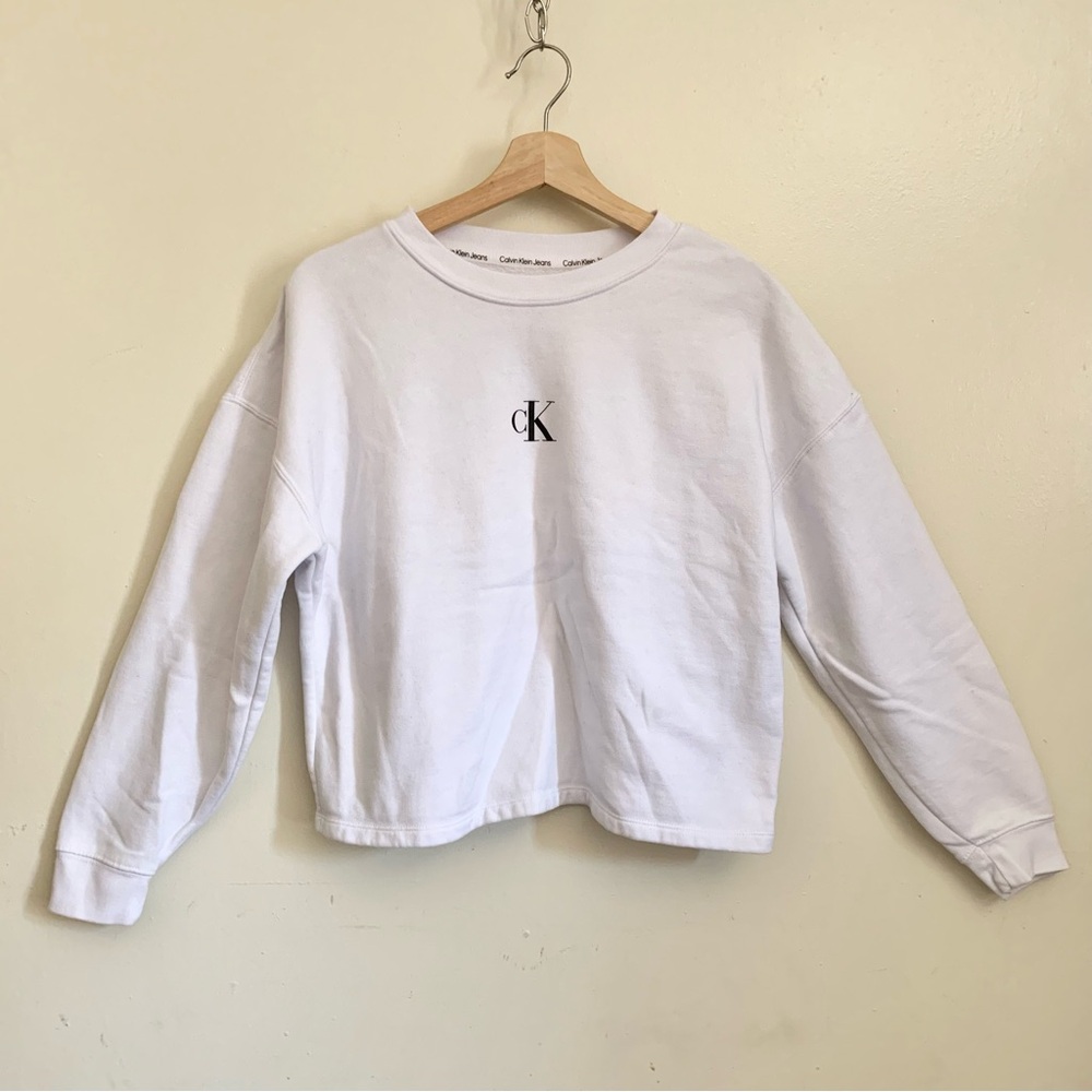 Calvin Klein White Crewneck Long Sleeves Sweatshirt Medium